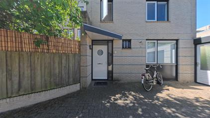 Studio for rent 1350 euro Lamastraat, Almere