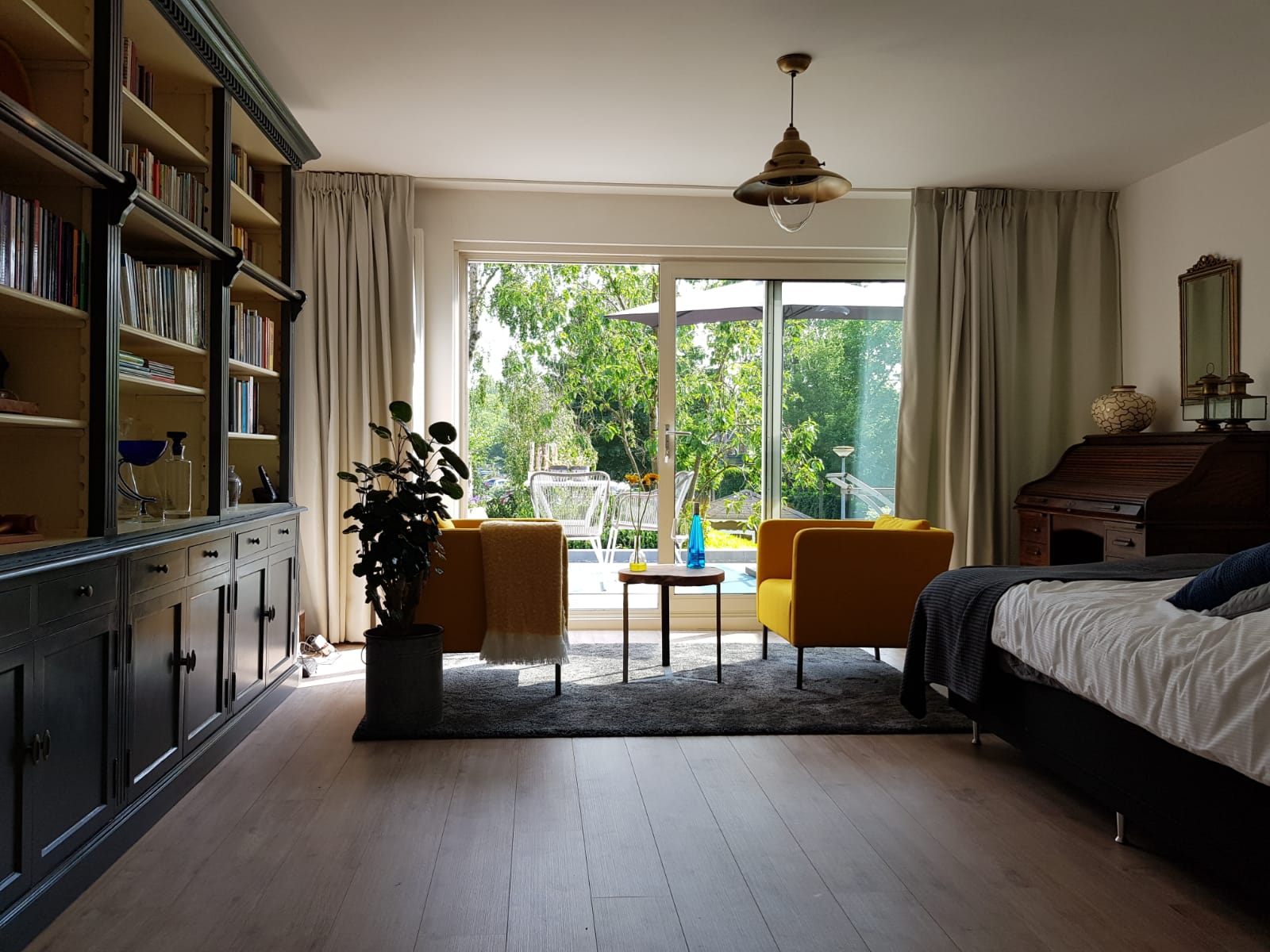 Kamer aan Bezaan, Huizen 8