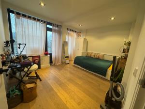 Room for rent 1200 euro Valkenstein, Amsterdam