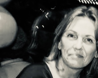 Yvonne 