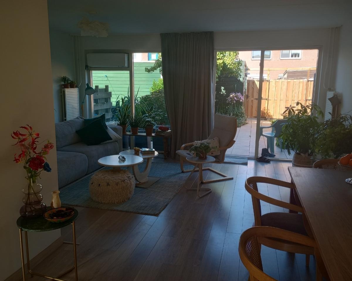 Kamer aan Anne Kooistrahof, Amsterdam 8