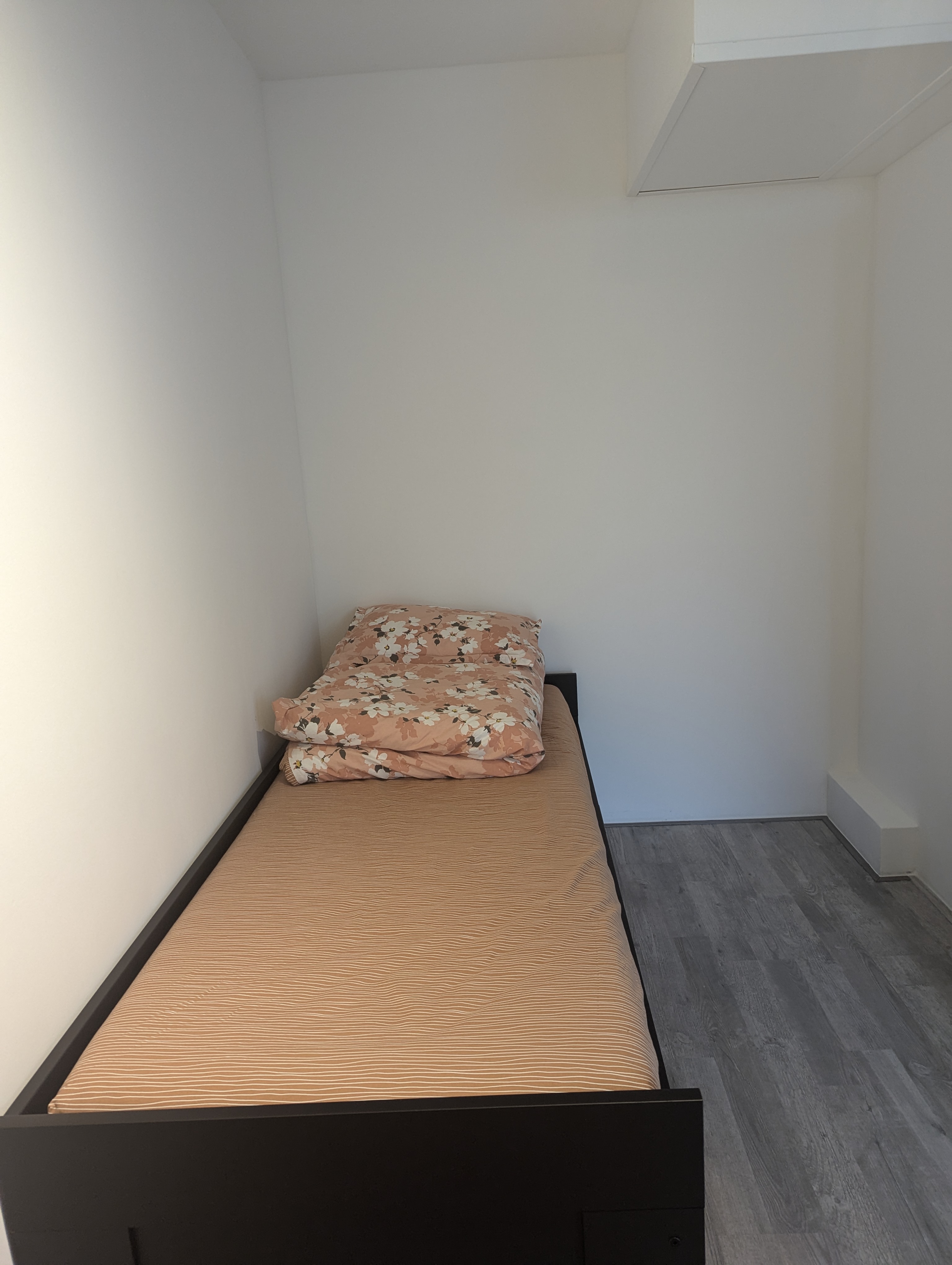 Kamer te huur in Barendrecht – Middeldijkerplein – foto 2