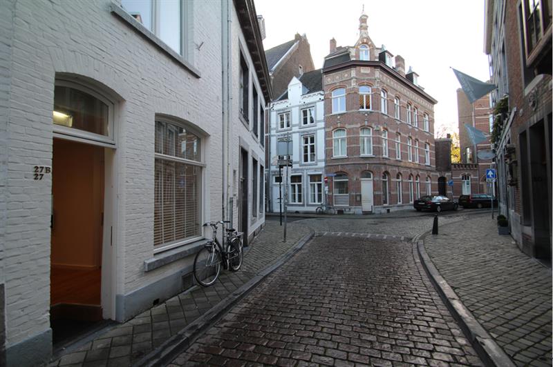 studios te huur op Kapoenstraat