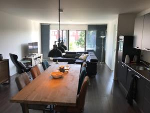 Appartement te huur 1200 euro Bloemsingel, Groningen