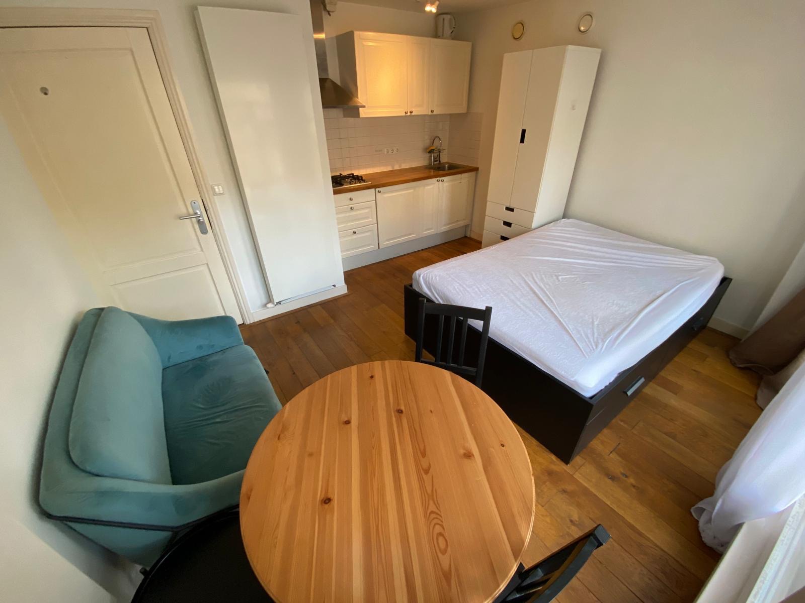 Appartement te huur in Amsterdam – Nieuwezijds Voorburgwal – foto 3
