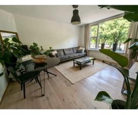 Appartement te huur 2200 euro Planetenlaan, Haarlem