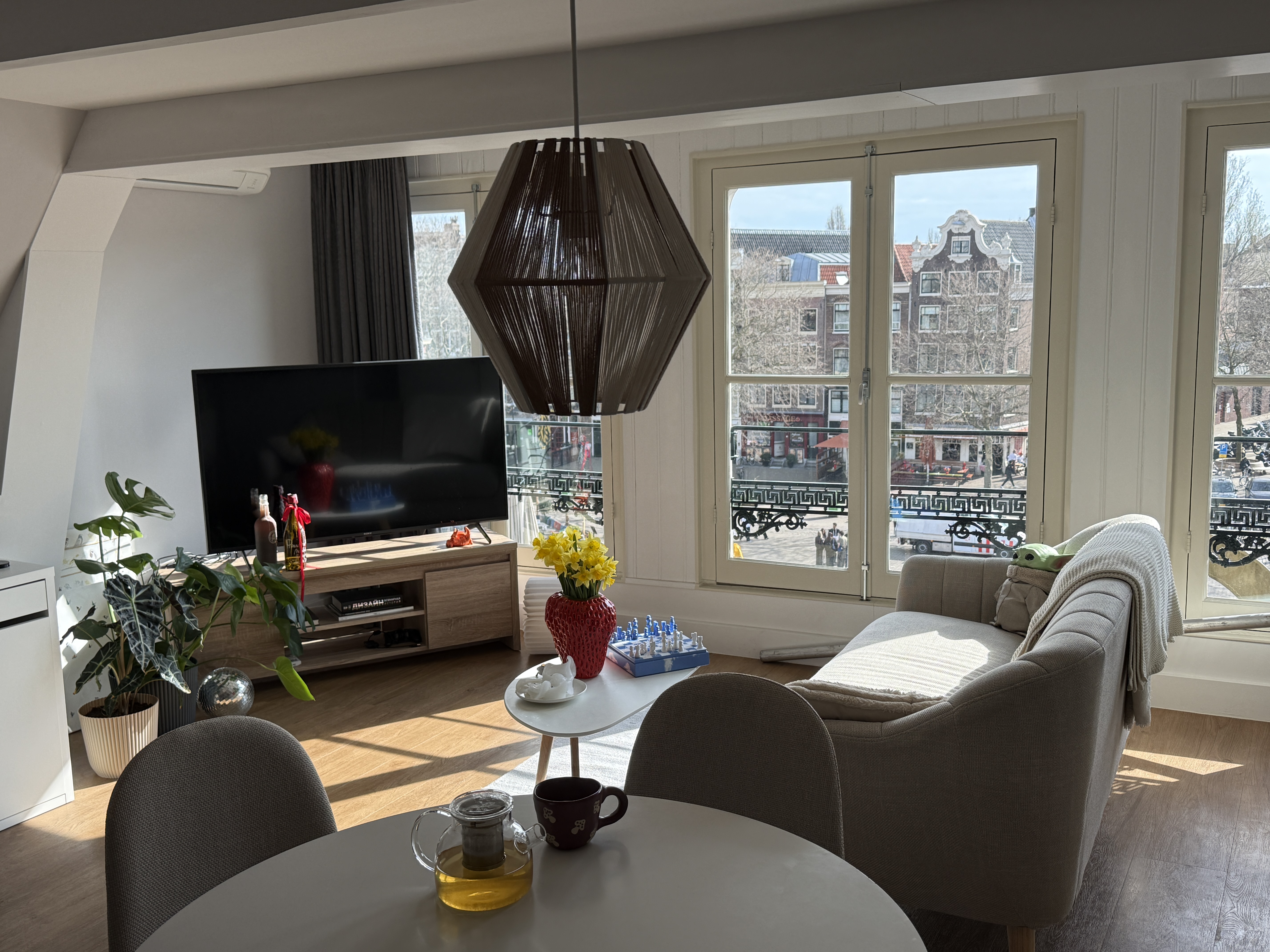 apartments for rent on Nieuwmarkt