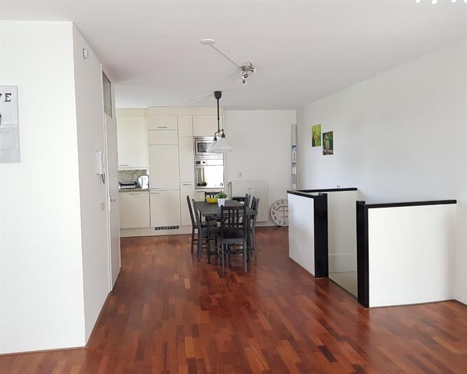 Zimmer bei Sint-Jacobstraat In Rotterdam