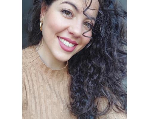 María