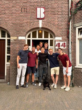 Kamer in Eindhoven, Tramstraat op Kamernet.nl: Actief studentenhuis op toplocatie!