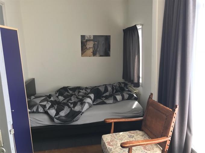 Kamer in Eindhoven, Leenderweg op Kamernet.nl: Leuke kamer in studentenuis op een mooi locatie!