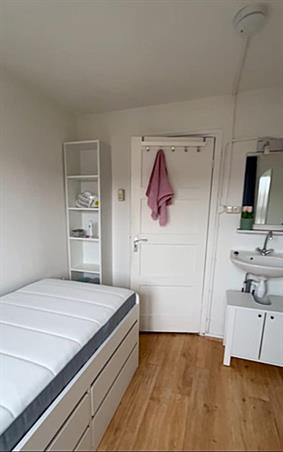 Zimmer bei Keizer Arnulfstraat In Maastricht