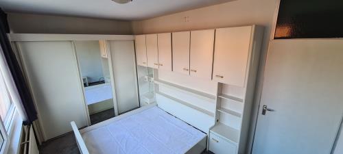 Room for rent 1250 euro Andoorn, Rotterdam