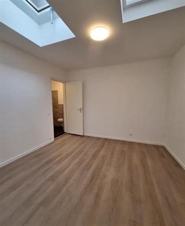 Kamer in Breda, Korte Brugstraat op Kamernet.nl: Op toplocatie in centrum Breda gelegen studio te h