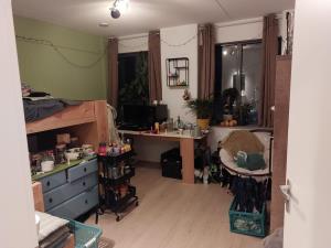 Room for rent 300 euro Torenallee, Eindhoven