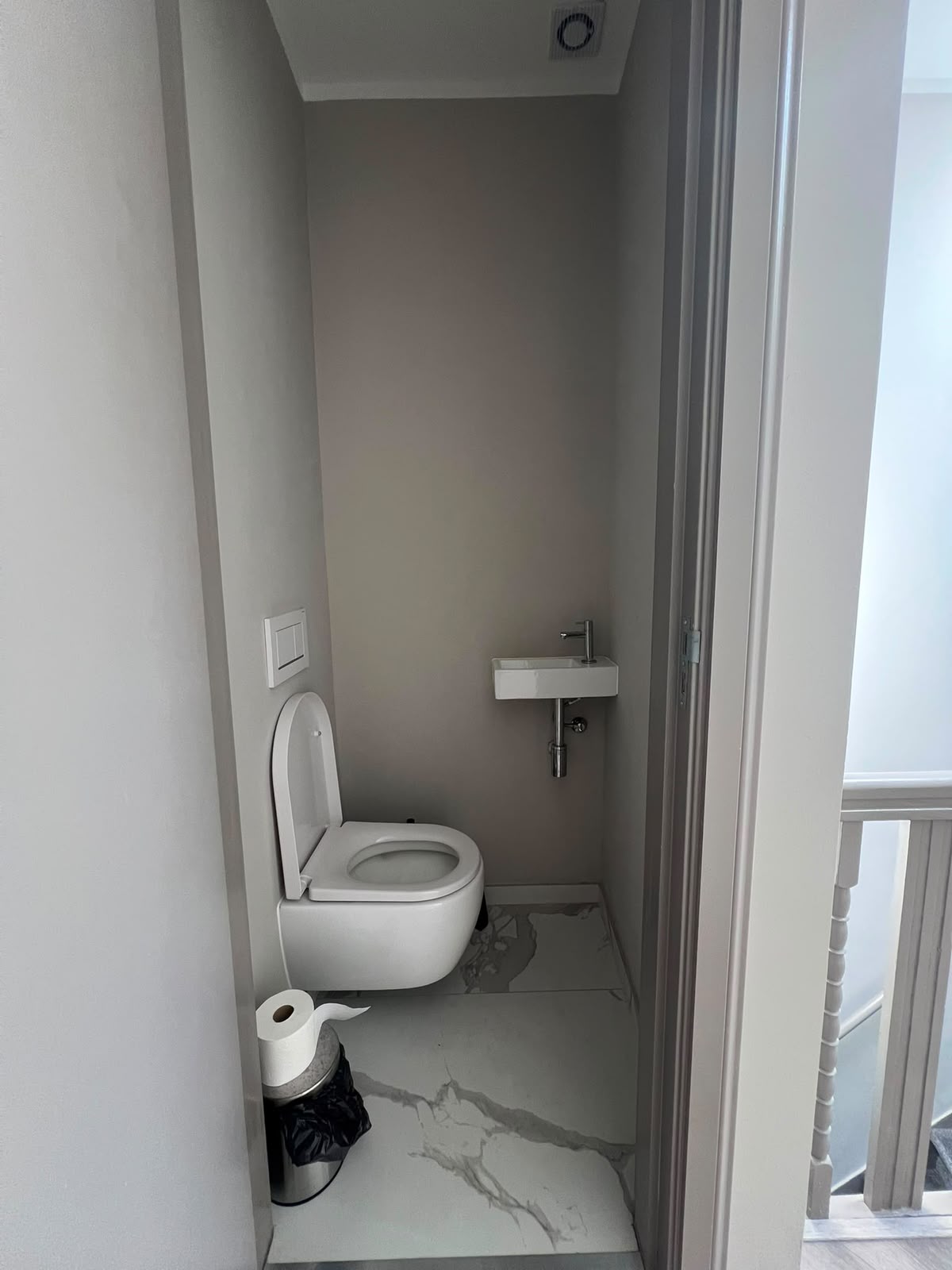Kamer aan Boomsluiterskade, Den Haag 8
