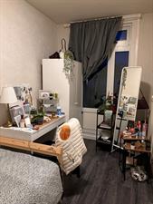 Kamer te huur 1050 euro Molukkenstraat, Amsterdam