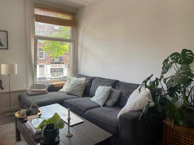 Zimmer bei De Clercqstraat In Amsterdam