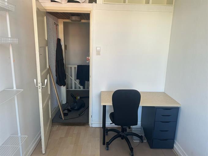 Zimmer bei Jurriaan Kokstraat In Den Haag