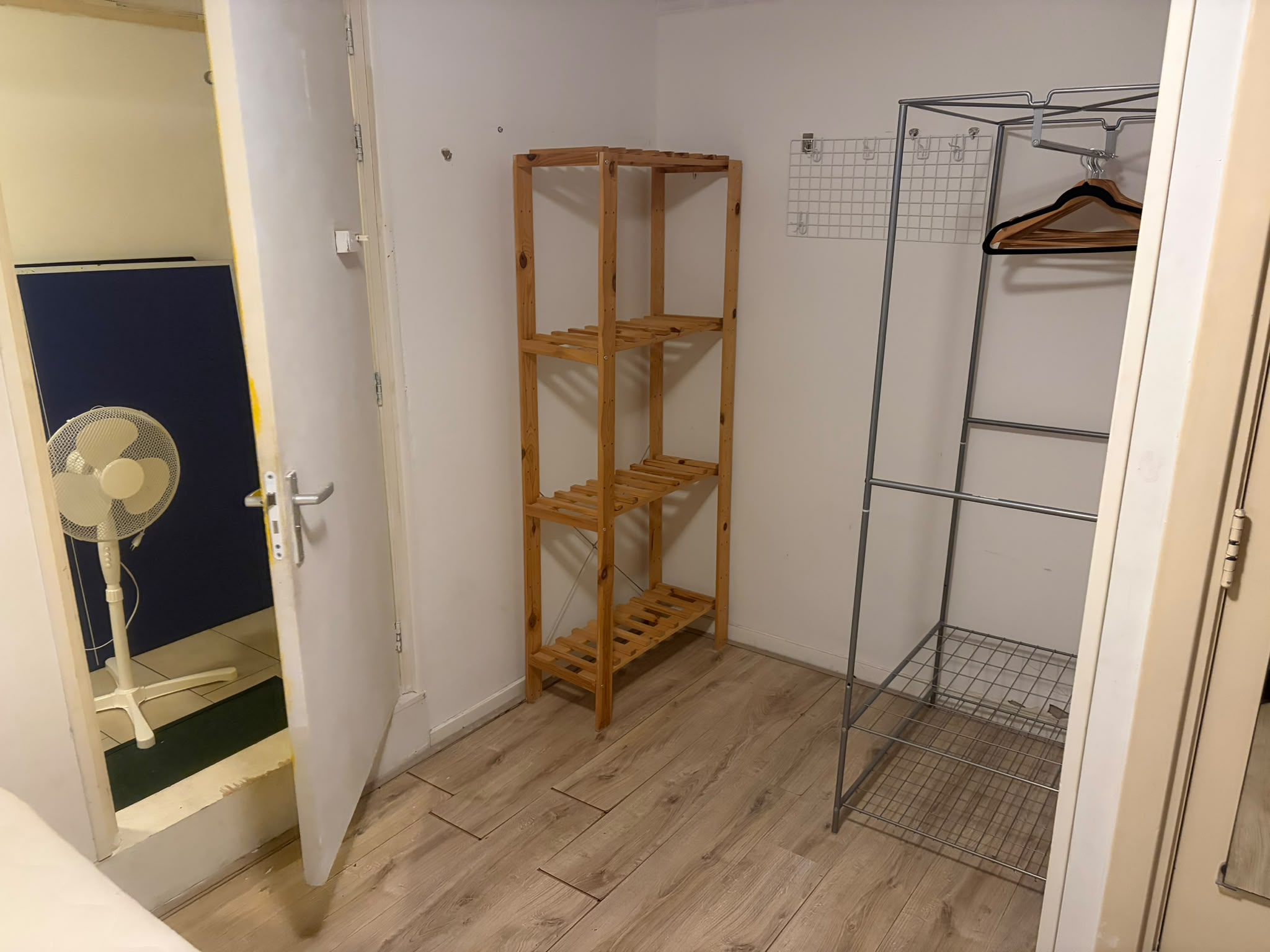 Kamer aan Balistraat, Den Haag 8