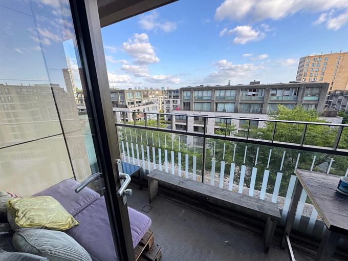 Zimmer bei Titus van Rijnstraat In Amsterdam