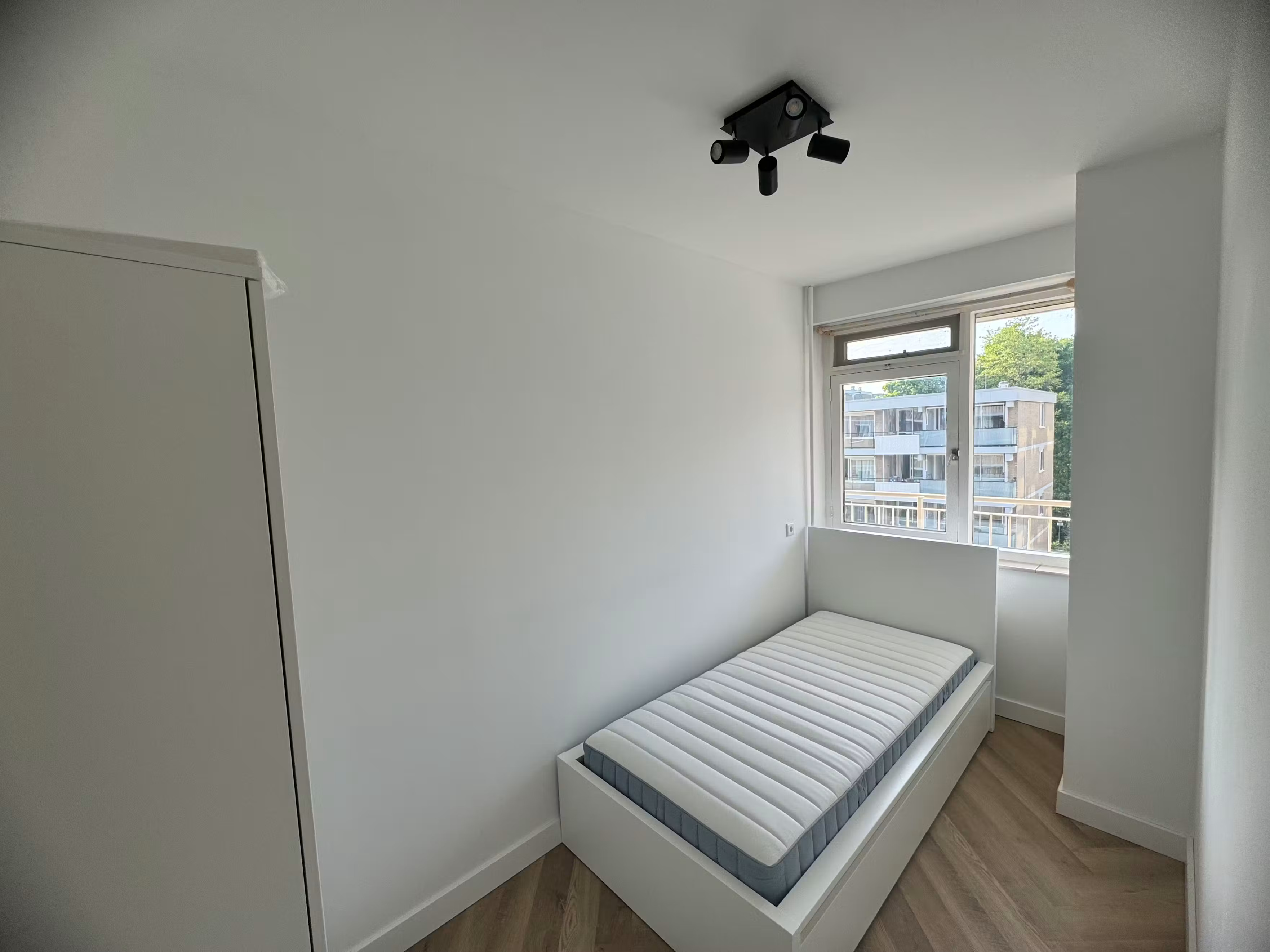 Appartement aan Schuilingsoord, Rotterdam 8