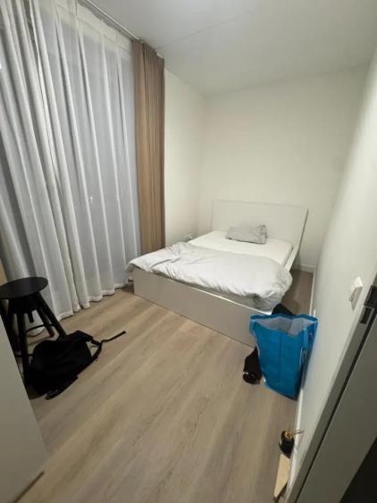 Kamer te huur 1000 euro Lutonhof, Amsterdam