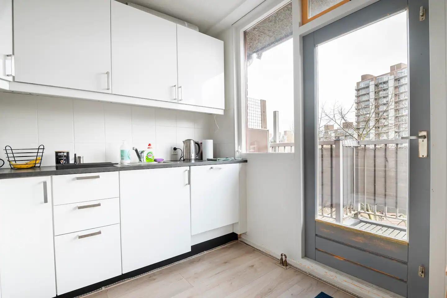 Kamer aan Vriendenlaan, Rotterdam 7
