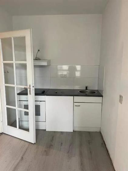 Room for rent 900 euro Lange Hilleweg, Rotterdam