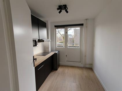 Room for rent 900 euro Bosgouw, Almere
