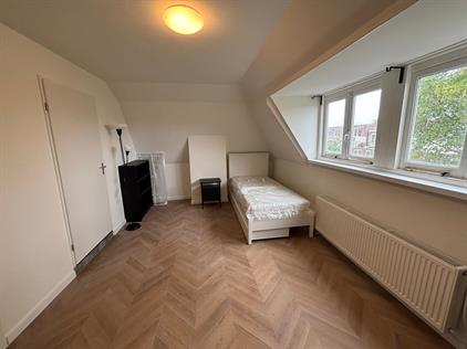 Room for rent 1150 euro Loosduinseweg, Den Haag