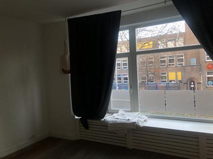 Room for rent 20 euro Strevelsweg, Rotterdam