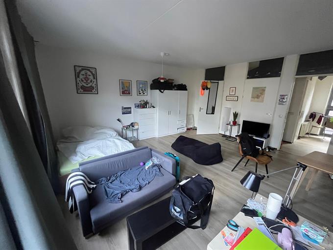Kamer in Groningen, Tussen beide Markten op Kamernet.nl: Huisgenoot gezocht ruim appartement binnenstad