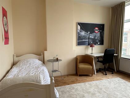 Room for rent 700 euro Kranenburgweg, Den Haag