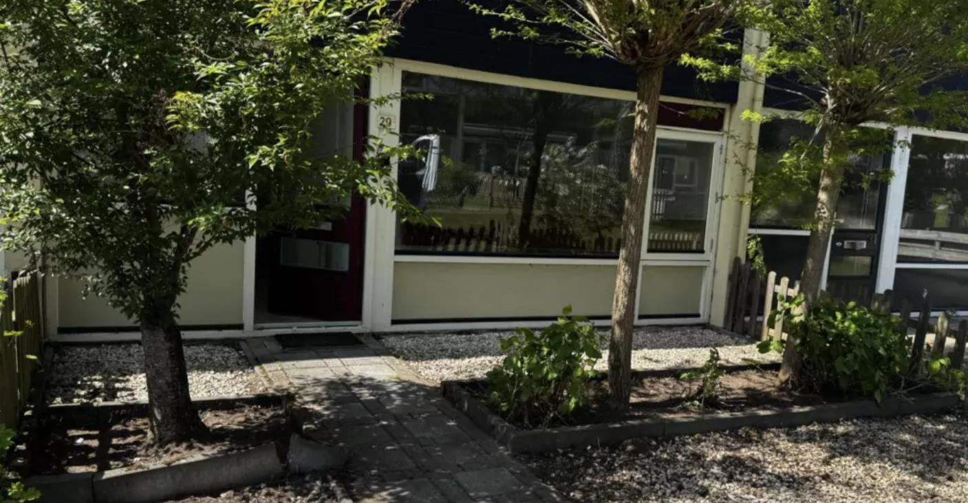 Kamer aan Hoitingeslag, Emmen 7