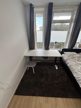 Zimmer bei Herman Robbersstraat In Rotterdam