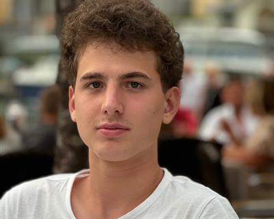 Tamás