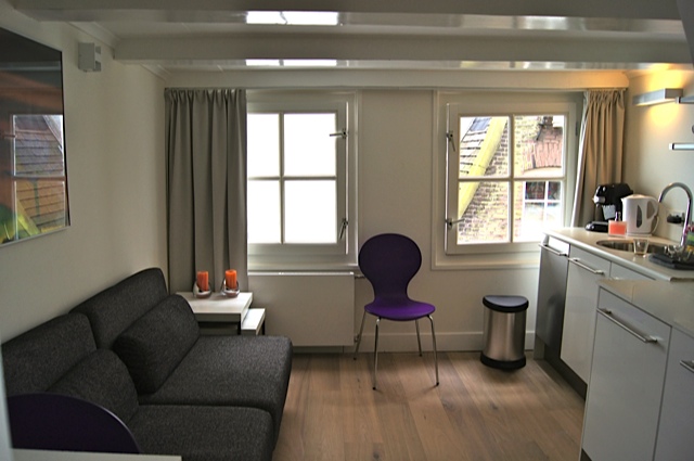 Appartement te huur in Amsterdam – Jonge Roelensteeg – foto 3