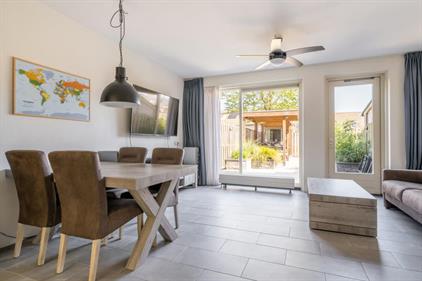 Room for rent 600 euro Peter van Straatenhof, Almere