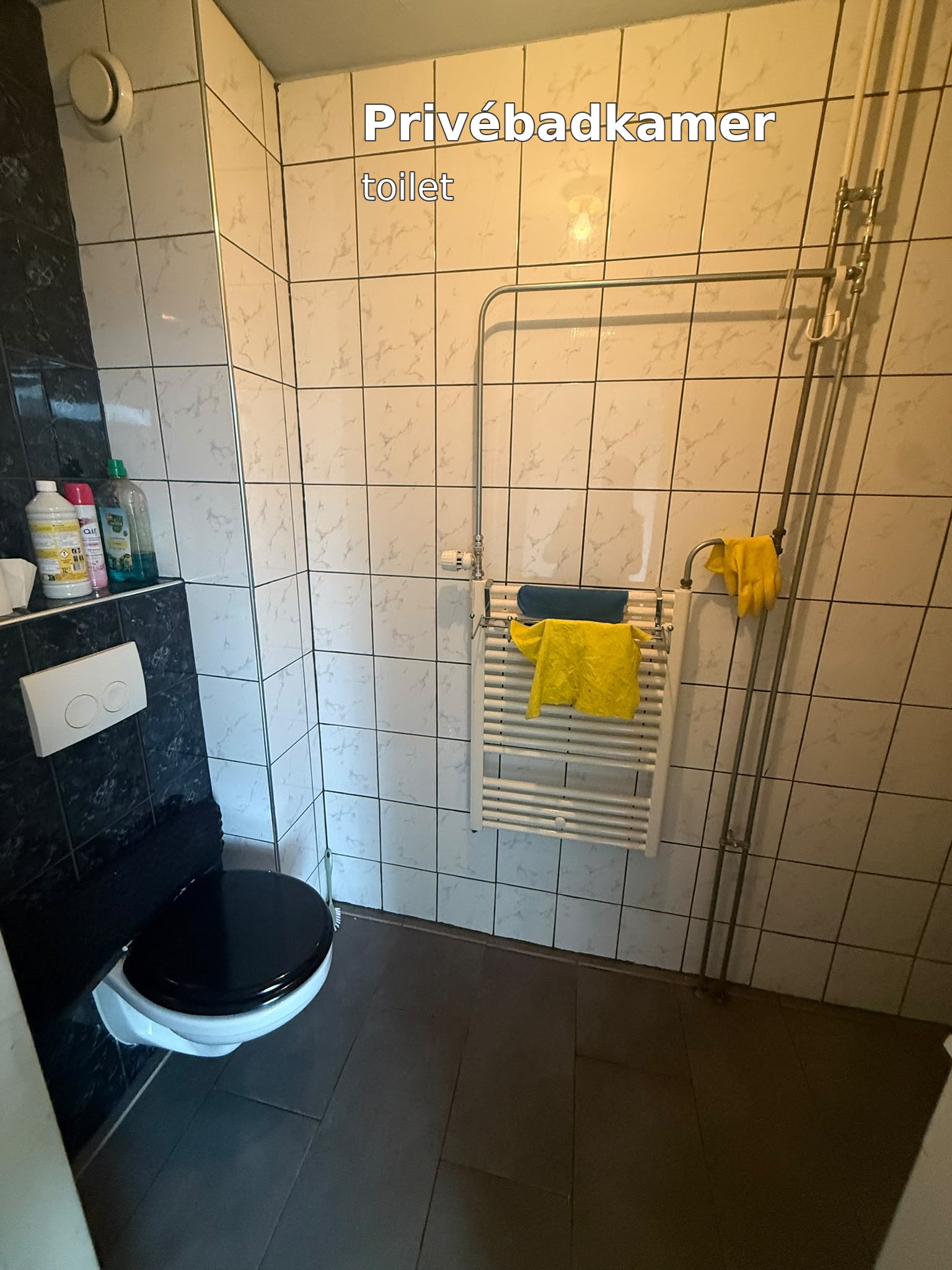 Kamer te huur in Almere – Sneeuwklokjestraat – foto 4