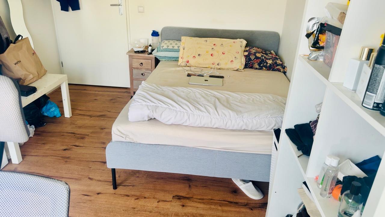 Kamer aan Jan van Zutphenstraat, Amsterdam 7