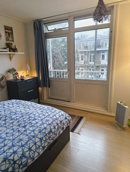 Kamer te huur 700 euro Admiraal De Ruijterweg, Amsterdam