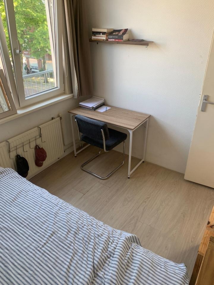 Kamer te huur in Den Haag – Goeverneurlaan – foto 2