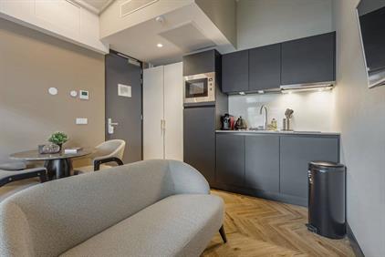 Studio te huur 2200 euro Anton Waldorpstraat, Amsterdam