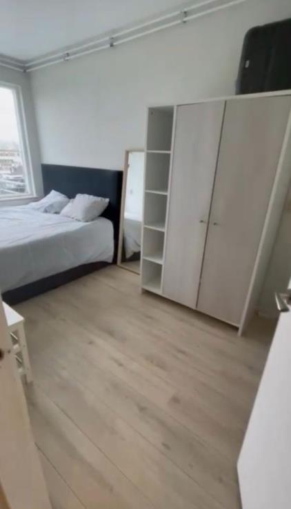 Room for rent 800 euro Krabbendijkestraat, Rotterdam