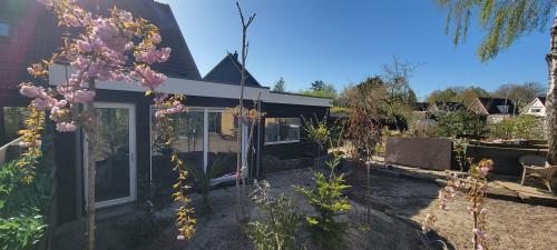 Room for rent 400 euro Fam. Schrijverstraat, Muntendam