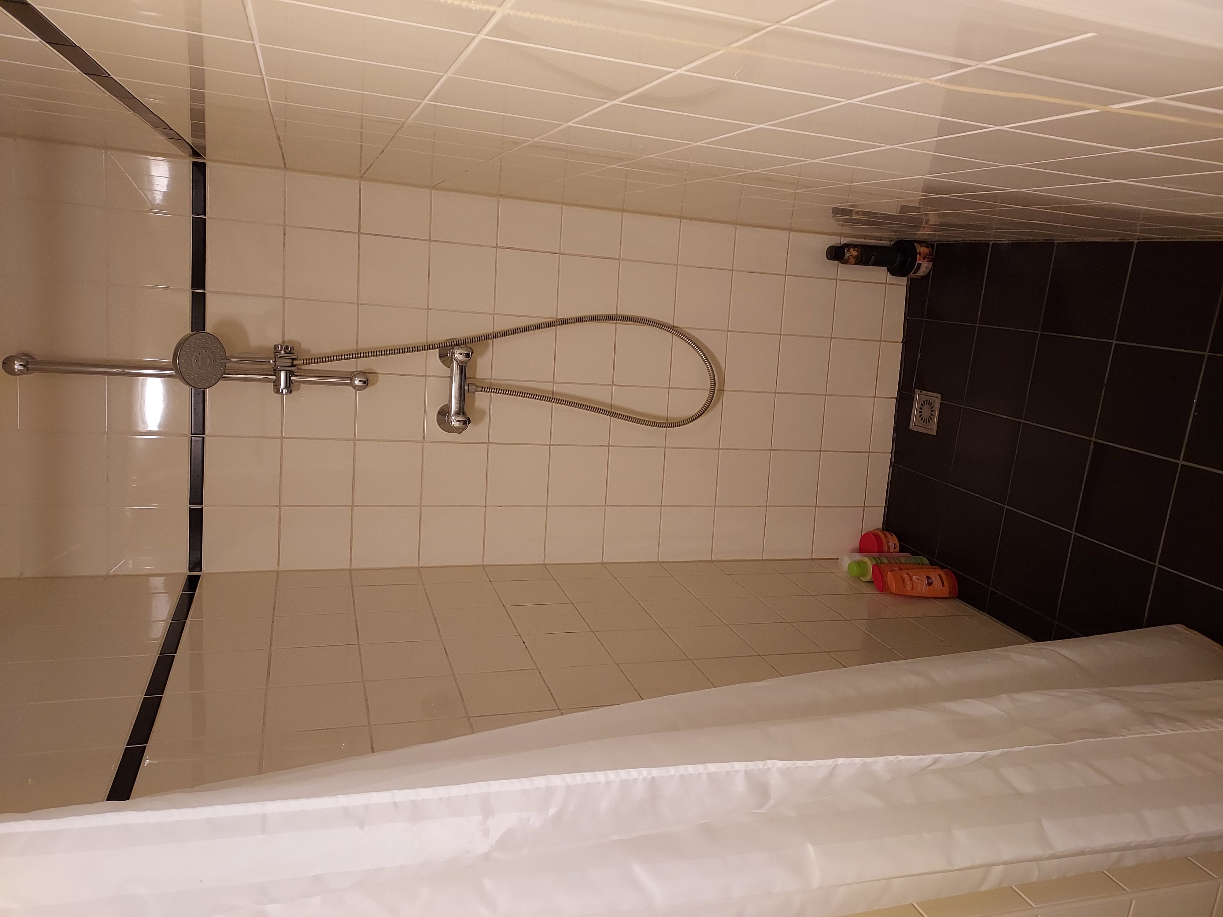 Kamer te huur in Amsterdam – Geldersekade – foto 3