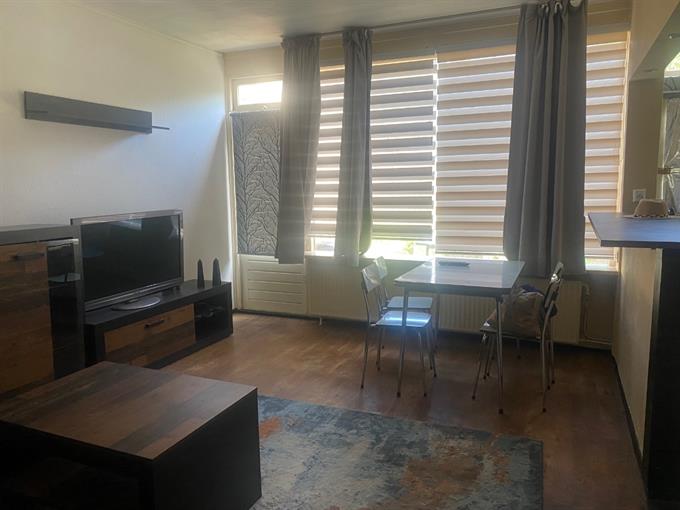 Studio bei Fanfarestraat In Nijmegen
