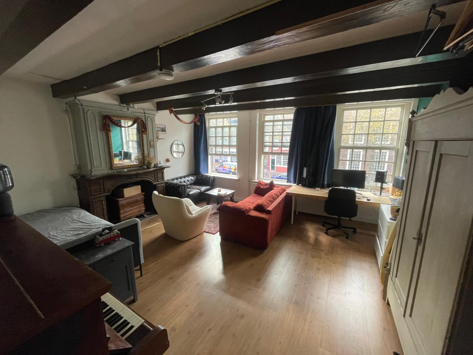 Kamer aan Oude Delft, Delft 6