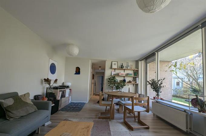 Wohnung bei H.J.M. Walenkampstraat In Amsterdam